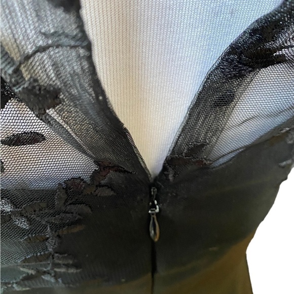 Alfred Sung Black Lace Embroidered Long Sleeve Formal Sheath Evening Dress Women - Picture 8 of 15